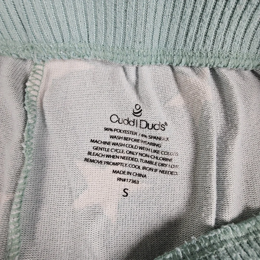 Cuddl Duds 2 piece pj / loungewear turquoise/white‎ stars long sleeve Size S